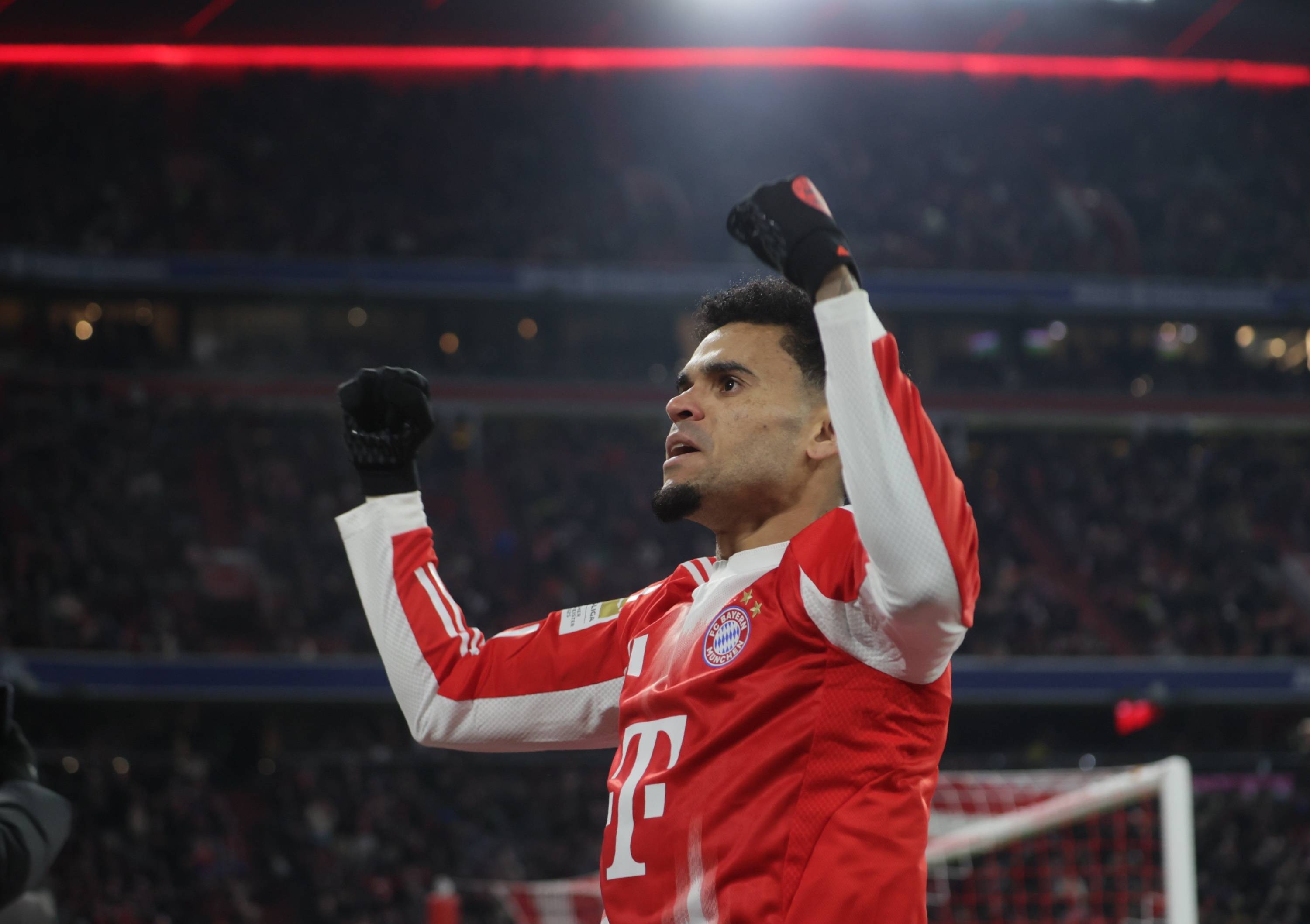 开云体育app安全下载-法尔克：拜仁将提拔青训代替格雷茨卡，夏窗给迪亚斯找左路竞争者